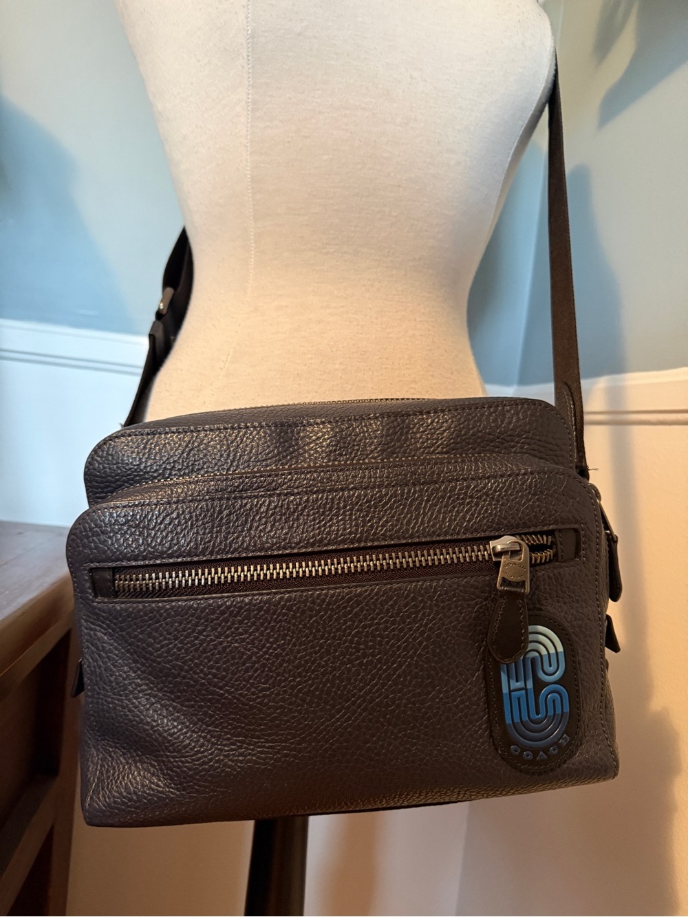 Coach West Camera Bag Navy Blue Pebbled Leather Crossbody 89964